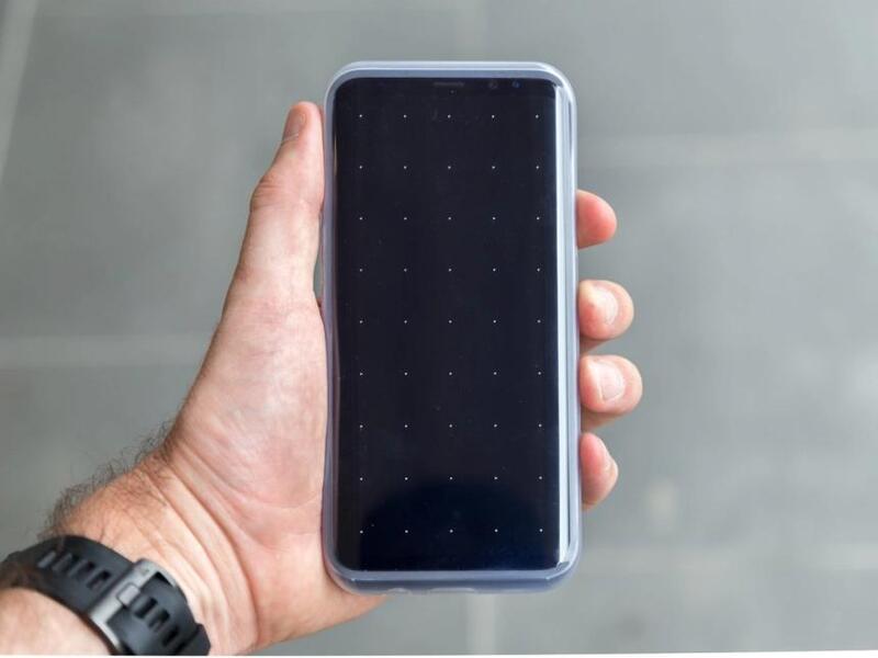 Poncho QUAD LOCK con protección contra la intemperie – Google Pixel 4 XL - Imagen 7